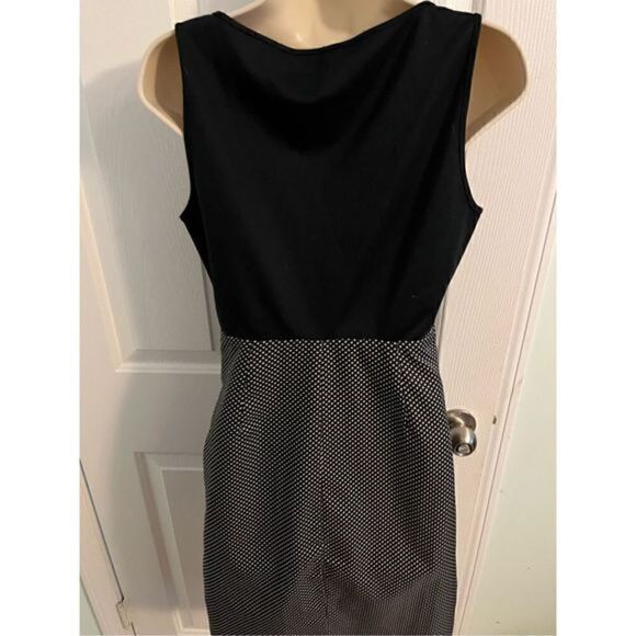 The Limited Black Sleeveless shift dress with tiny white polka dots. Size 6 - Picture 7 of 7